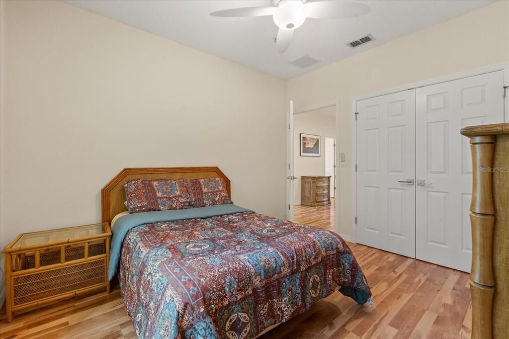 Active With Contract: $2,650 (5 beds, 3 baths, 1604 Square Feet)