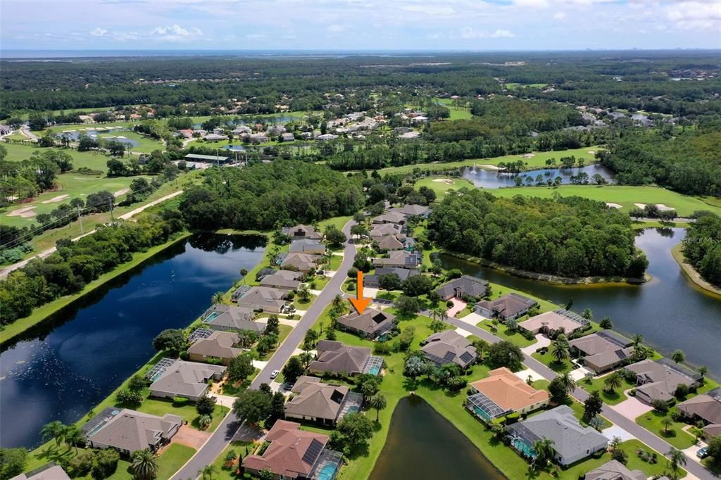 待售: $725,000 (4 贝兹, 2 浴室, 2652 平方英尺)