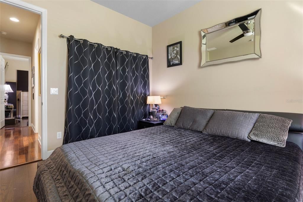 待售: $725,000 (4 贝兹, 2 浴室, 2652 平方英尺)