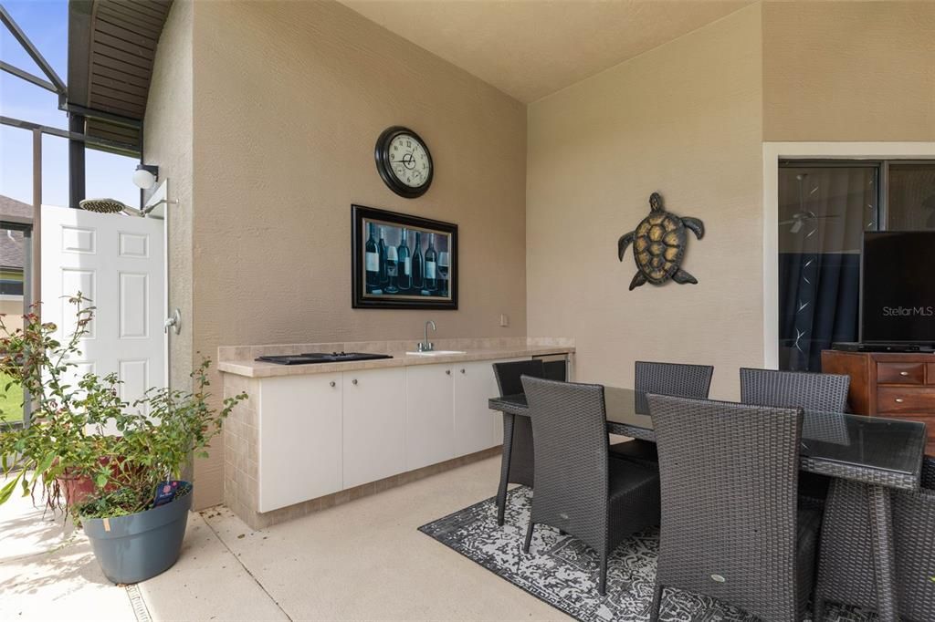 待售: $725,000 (4 贝兹, 2 浴室, 2652 平方英尺)