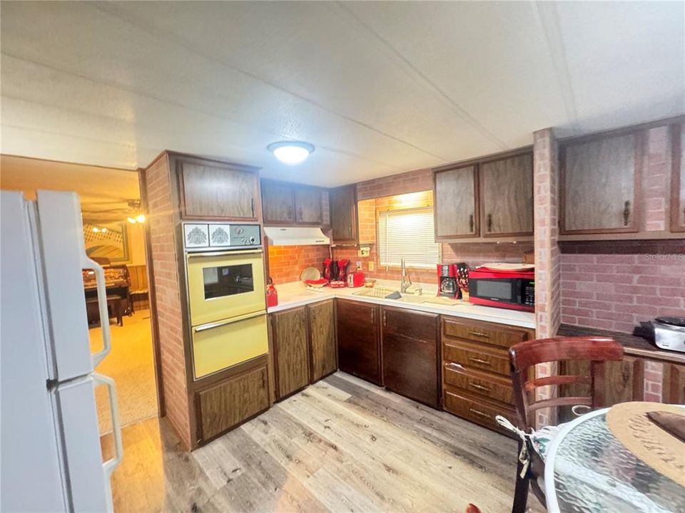 待售: $115,000 (3 贝兹, 2 浴室, 1520 平方英尺)