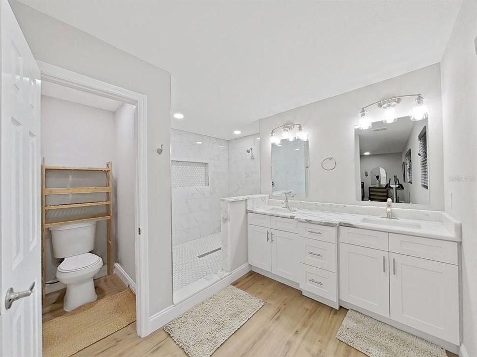 En Venta: $509,999 (4 camas, 3 baños, 2136 Pies cuadrados)