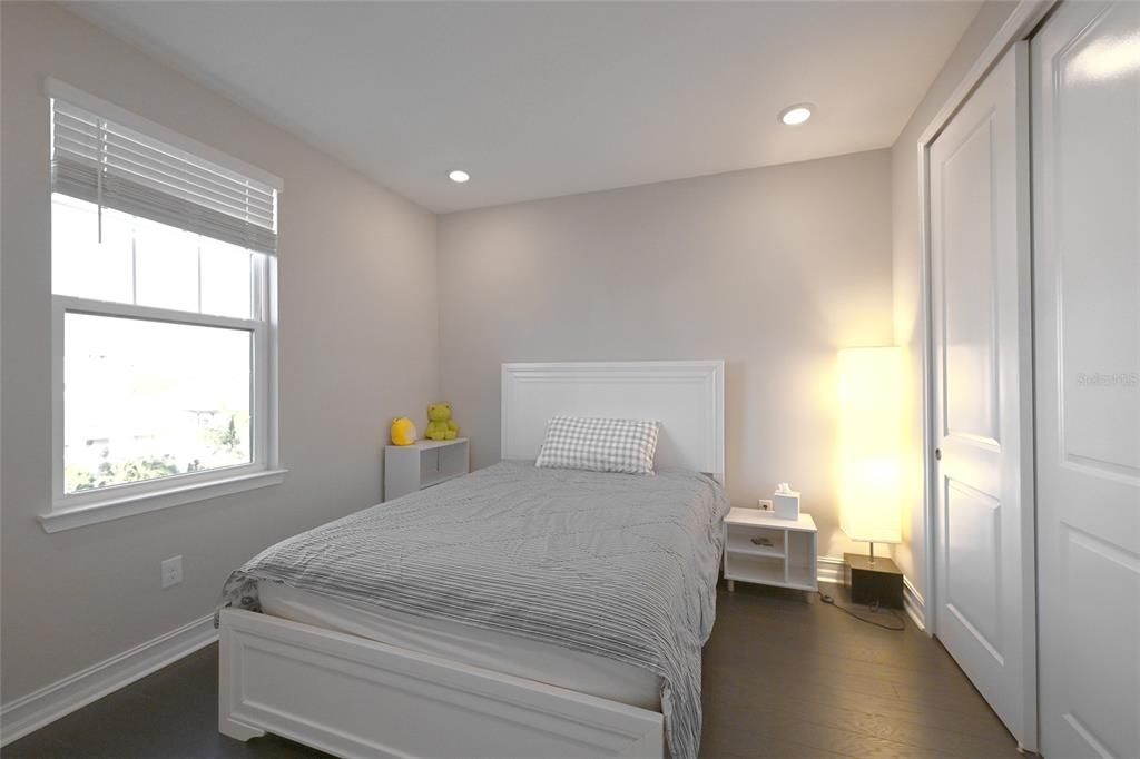 En Renta: $6,500 (3 camas, 2 baños, 2524 Pies cuadrados)