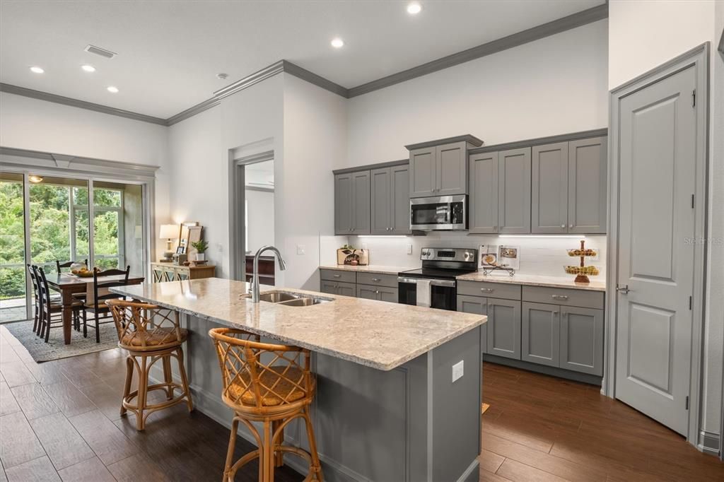 En Venta: $495,900 (3 camas, 2 baños, 1886 Pies cuadrados)