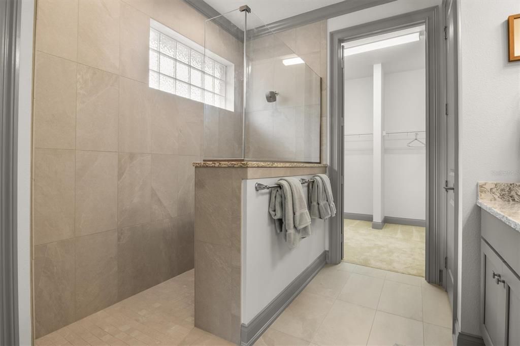 En Venta: $495,900 (3 camas, 2 baños, 1886 Pies cuadrados)