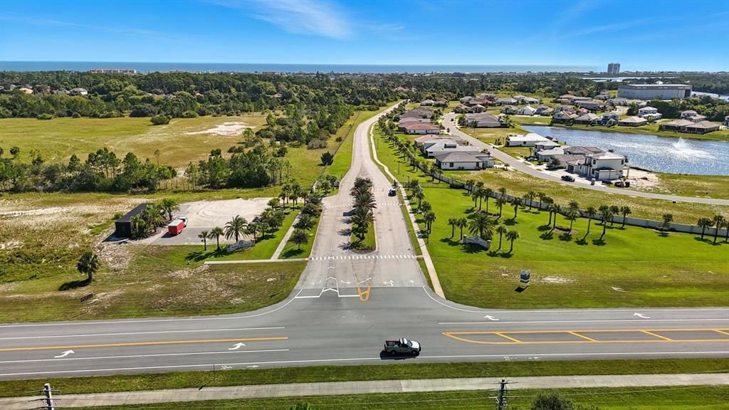 На продажу: $159,900 (0.27 acres)