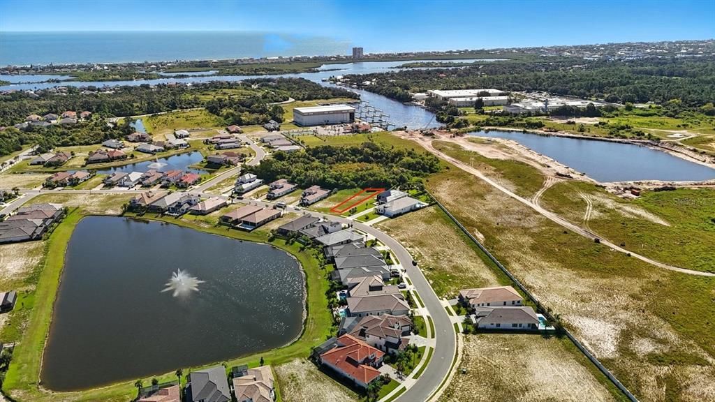 На продажу: $159,900 (0.27 acres)