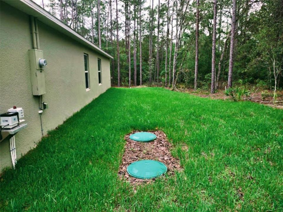 For Sale: $249,995 (4 beds, 2 baths, 1912 Square Feet)