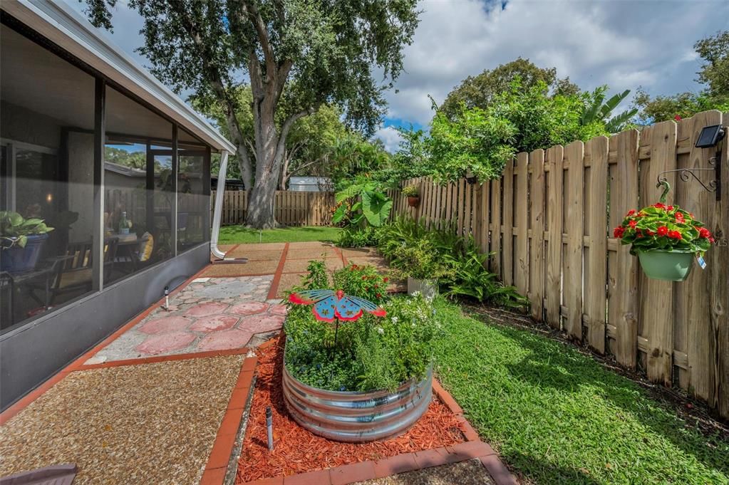 Activo con contrato: $329,999 (2 camas, 1 baños, 1204 Pies cuadrados)