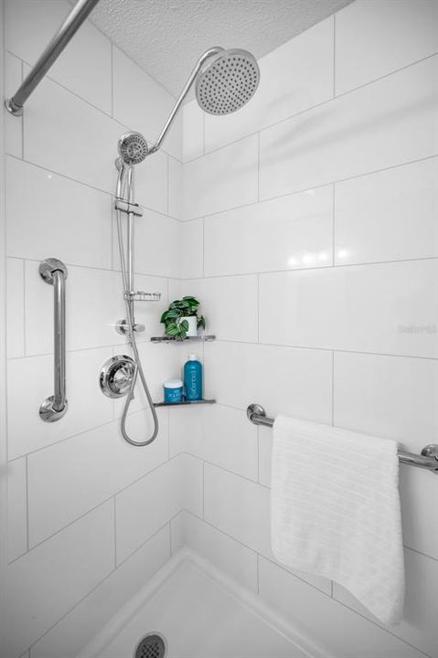 Activo con contrato: $329,999 (2 camas, 1 baños, 1204 Pies cuadrados)