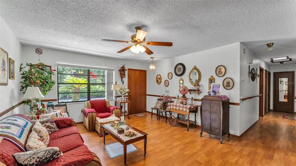 For Sale: $549,800 (3 beds, 2 baths, 2260 Square Feet)