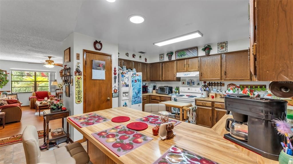 For Sale: $549,800 (3 beds, 2 baths, 2260 Square Feet)