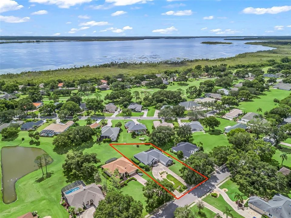 For Sale: $529,900 (3 beds, 2 baths, 2531 Square Feet)