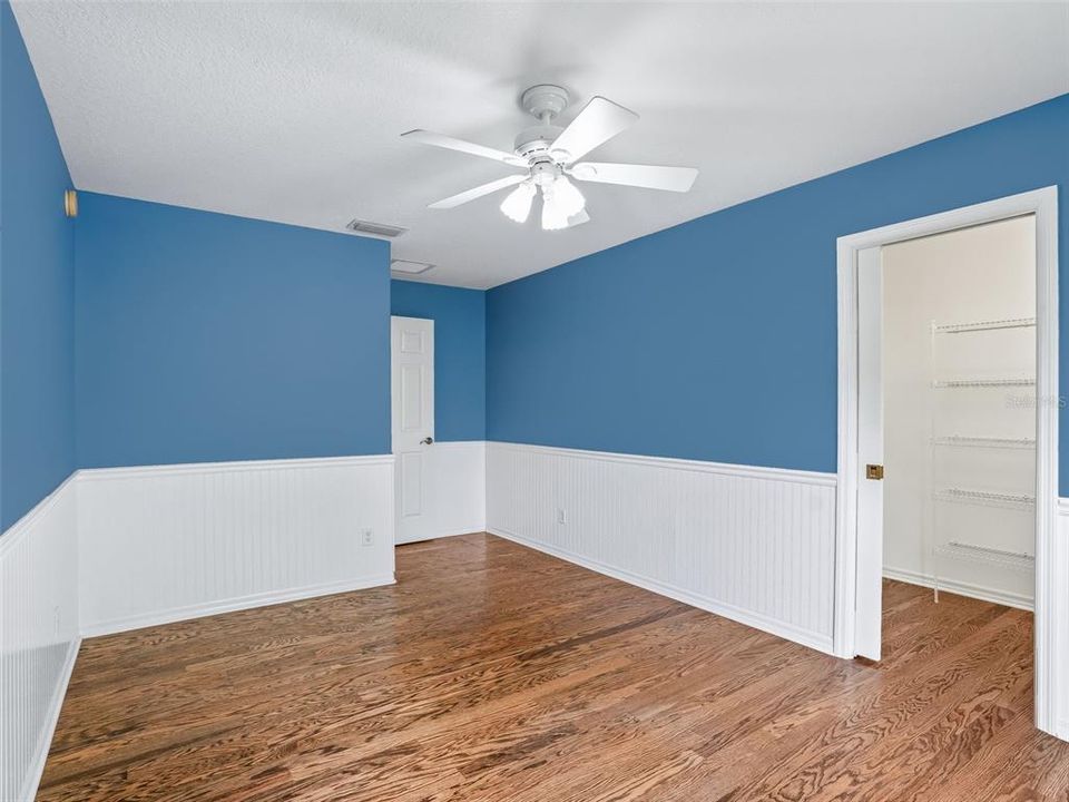 For Sale: $529,900 (3 beds, 2 baths, 2531 Square Feet)