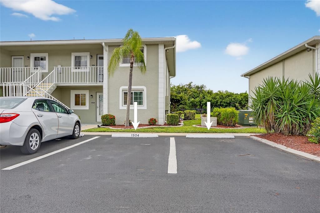 Active With Contract: $132,500 (2 beds, 2 baths, 897 Square Feet)