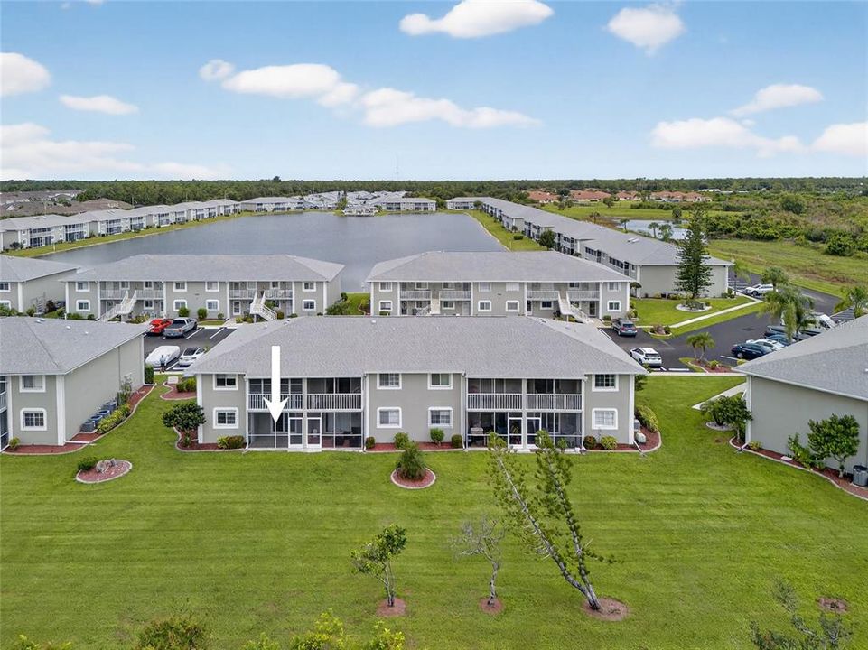 Active With Contract: $132,500 (2 beds, 2 baths, 897 Square Feet)