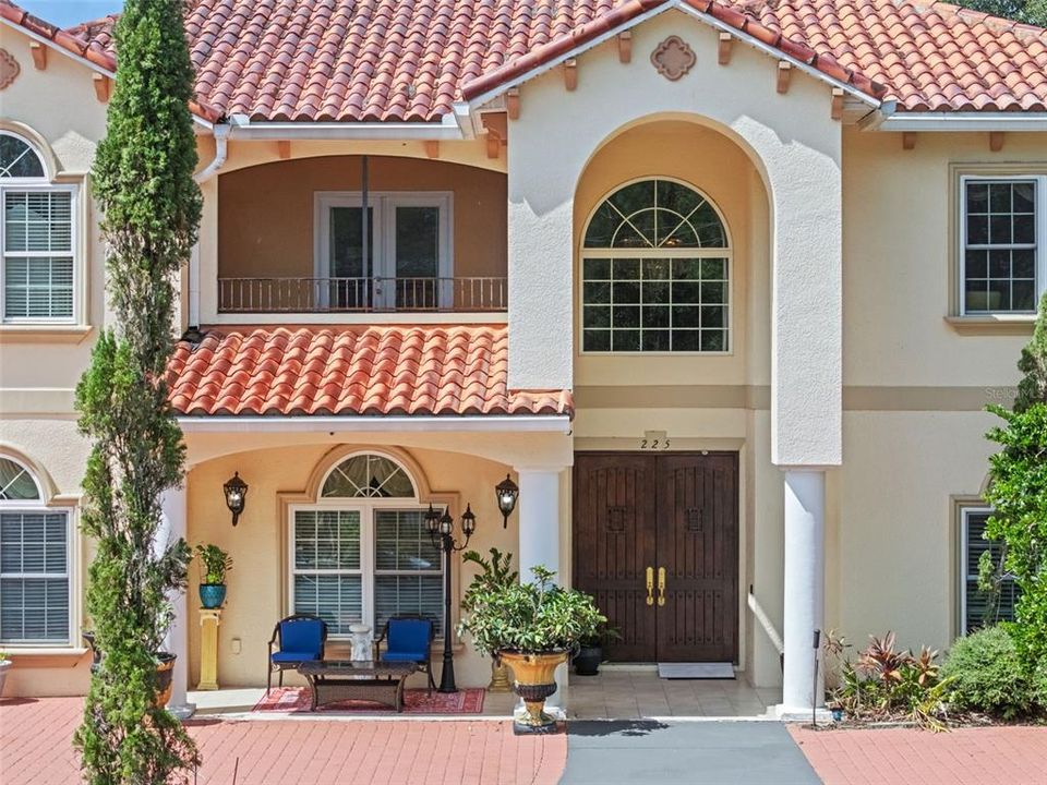 En Venta: $1,690,000 (8 camas, 5 baños, 5301 Pies cuadrados)