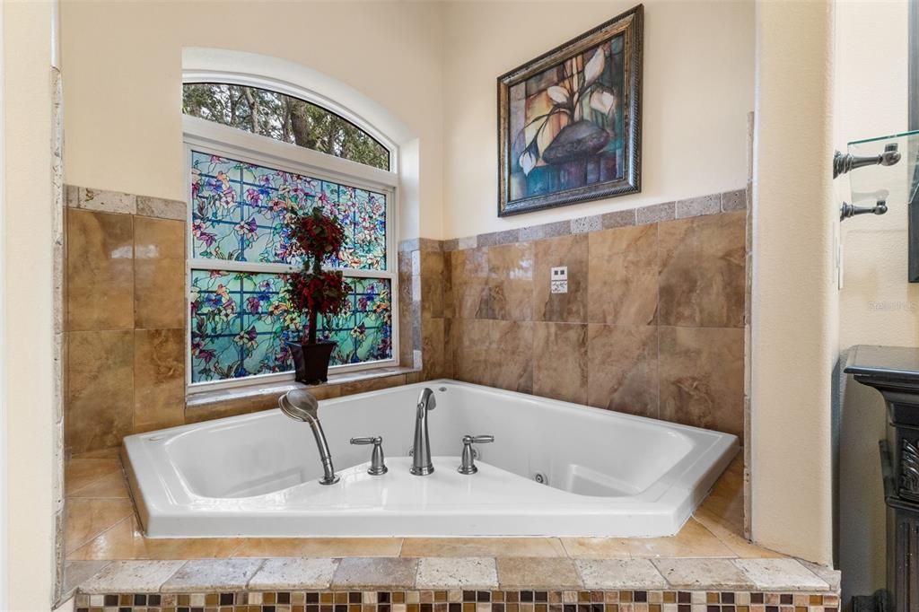 En Venta: $1,690,000 (8 camas, 5 baños, 5301 Pies cuadrados)