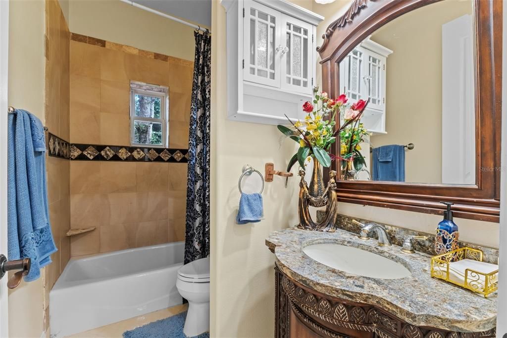 En Venta: $1,690,000 (8 camas, 5 baños, 5301 Pies cuadrados)