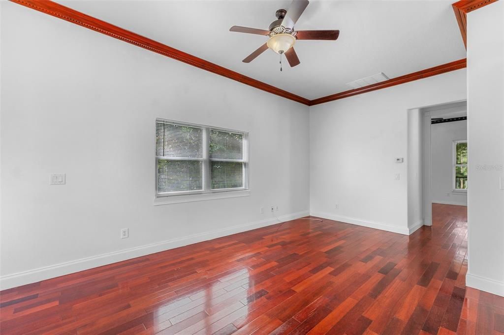 En Venta: $1,690,000 (8 camas, 5 baños, 5301 Pies cuadrados)