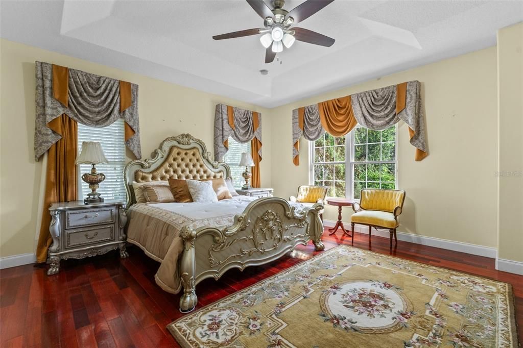 En Venta: $1,690,000 (8 camas, 5 baños, 5301 Pies cuadrados)