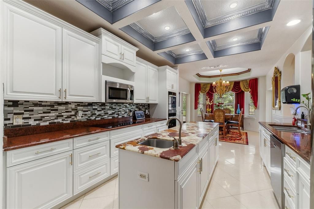 En Venta: $1,690,000 (8 camas, 5 baños, 5301 Pies cuadrados)