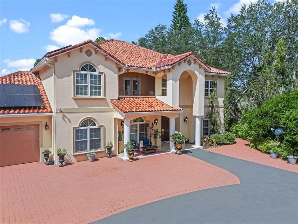 En Venta: $1,690,000 (8 camas, 5 baños, 5301 Pies cuadrados)