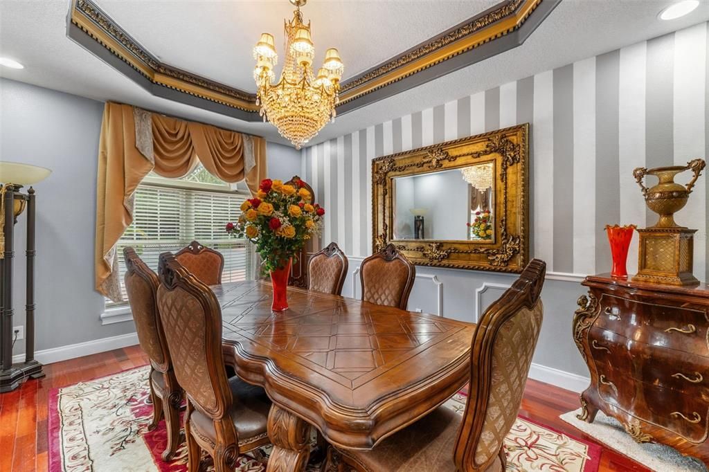 En Venta: $1,690,000 (8 camas, 5 baños, 5301 Pies cuadrados)