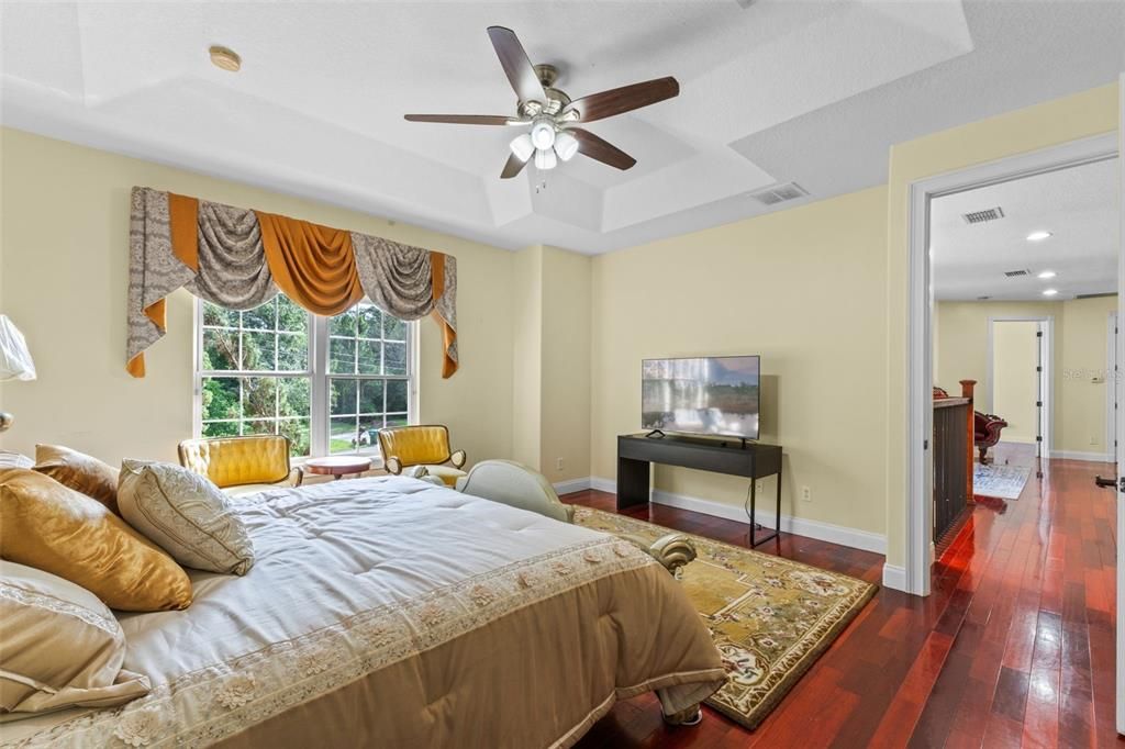 En Venta: $1,690,000 (8 camas, 5 baños, 5301 Pies cuadrados)