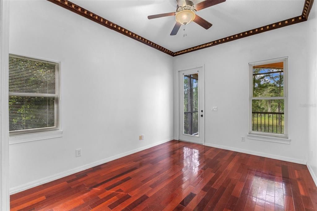 En Venta: $1,690,000 (8 camas, 5 baños, 5301 Pies cuadrados)