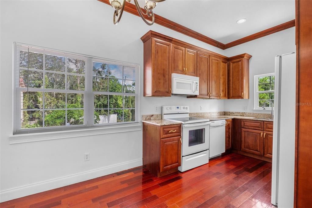 En Venta: $1,690,000 (8 camas, 5 baños, 5301 Pies cuadrados)