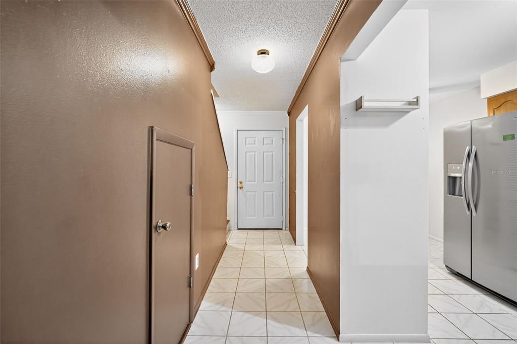 На продажу: $165,000 (2 спален, 1 ванн, 1190 Квадратных фут)