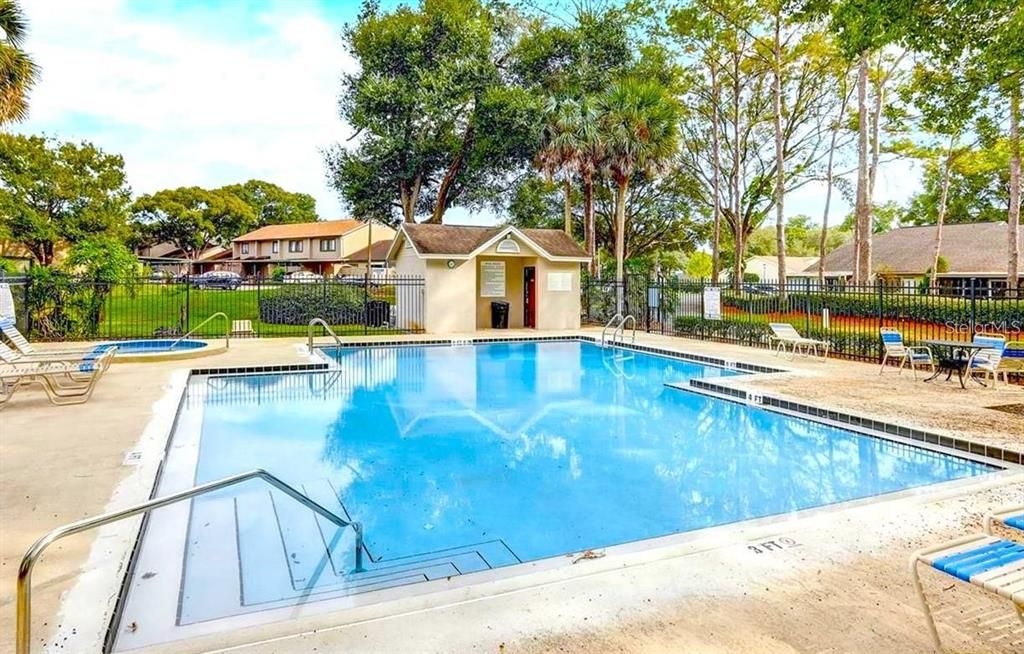 На продажу: $165,000 (2 спален, 1 ванн, 1190 Квадратных фут)