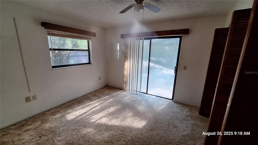 Activo con contrato: $200,000 (3 camas, 2 baños, 1550 Pies cuadrados)