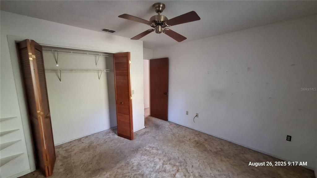 Activo con contrato: $200,000 (3 camas, 2 baños, 1550 Pies cuadrados)