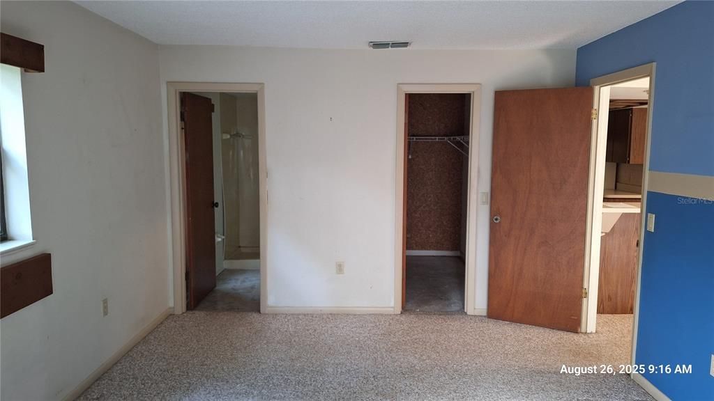 Activo con contrato: $200,000 (3 camas, 2 baños, 1550 Pies cuadrados)