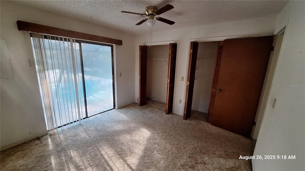 Activo con contrato: $200,000 (3 camas, 2 baños, 1550 Pies cuadrados)