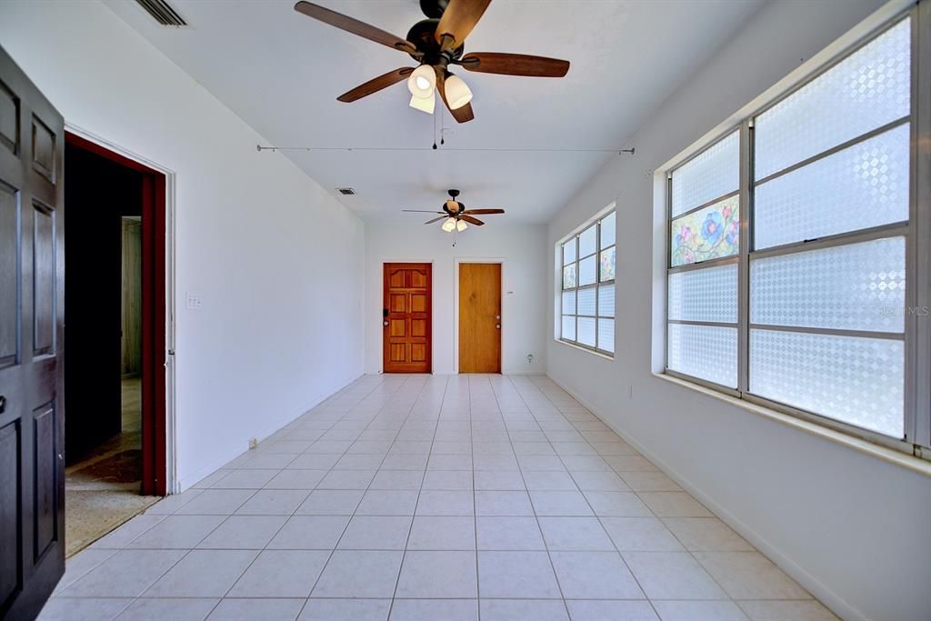 For Sale: $239,900 (3 beds, 2 baths, 2129 Square Feet)