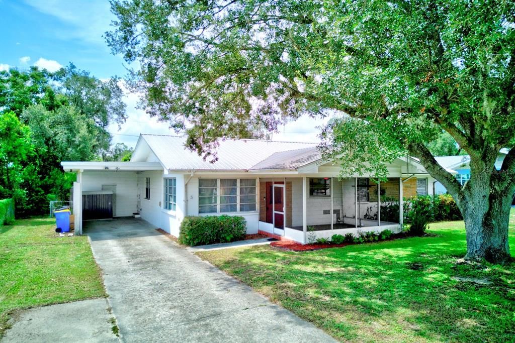 For Sale: $239,900 (3 beds, 2 baths, 2129 Square Feet)