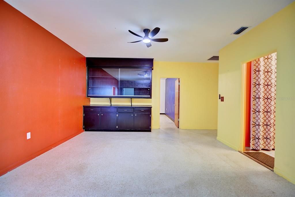 For Sale: $239,900 (3 beds, 2 baths, 2129 Square Feet)