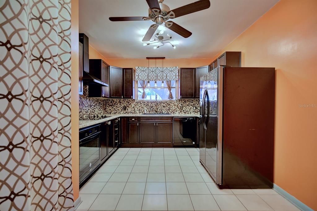 For Sale: $239,900 (3 beds, 2 baths, 2129 Square Feet)