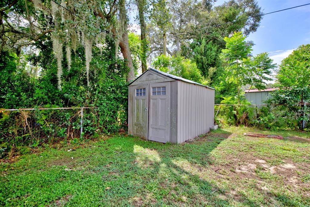 For Sale: $239,900 (3 beds, 2 baths, 2129 Square Feet)