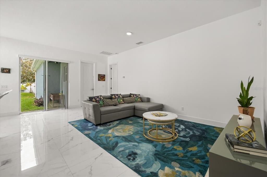 For Sale: $637,500 (5 beds, 3 baths, 2555 Square Feet)