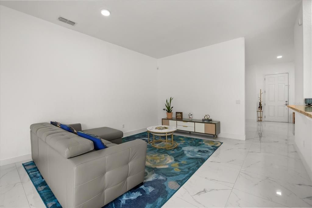 For Sale: $637,500 (5 beds, 3 baths, 2555 Square Feet)