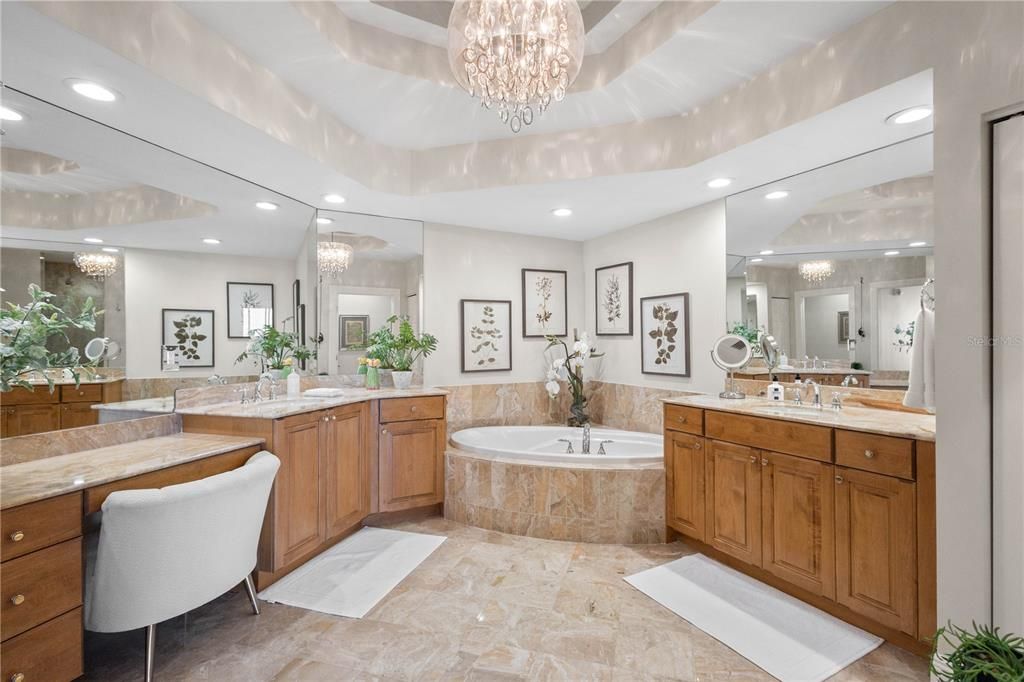 For Sale: $2,300,000 (2 beds, 2 baths, 2194 Square Feet)