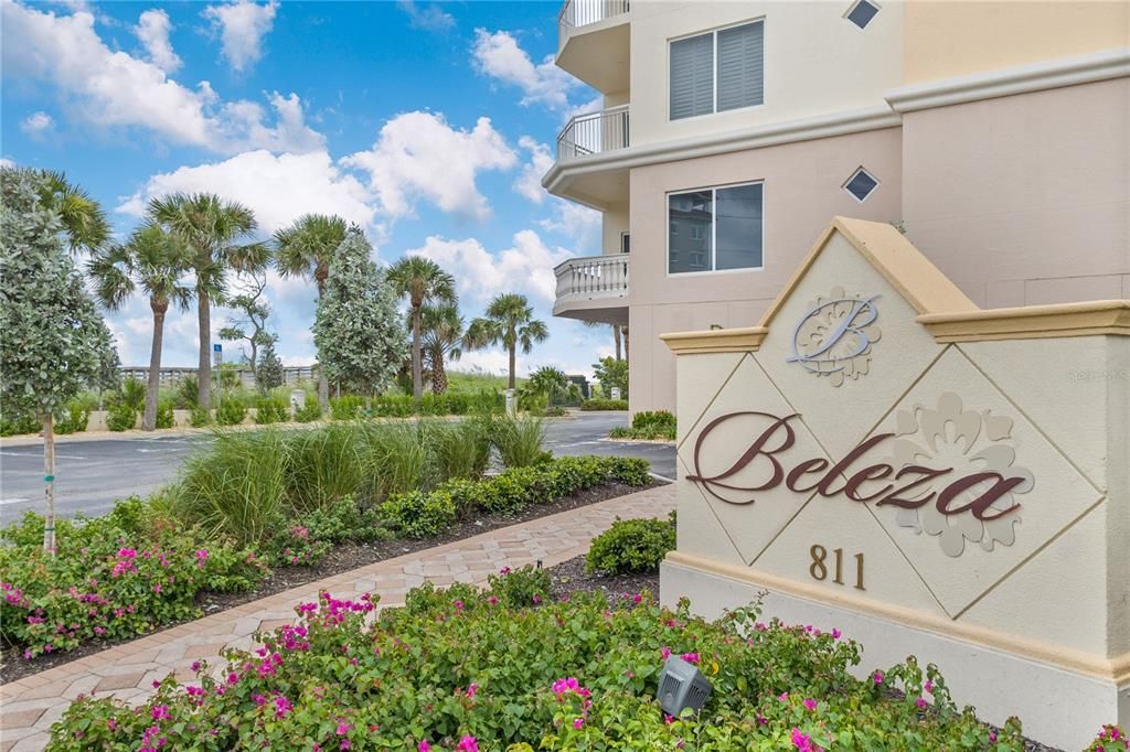 For Sale: $2,300,000 (2 beds, 2 baths, 2194 Square Feet)