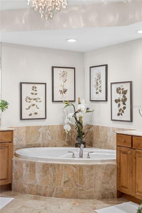 For Sale: $2,300,000 (2 beds, 2 baths, 2194 Square Feet)