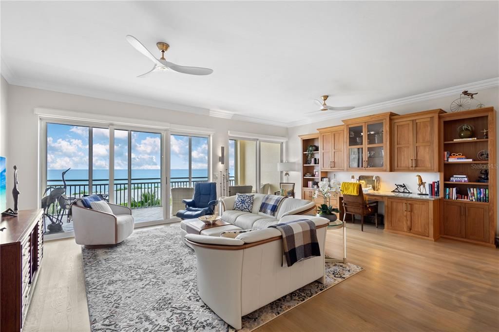 For Sale: $2,300,000 (2 beds, 2 baths, 2194 Square Feet)