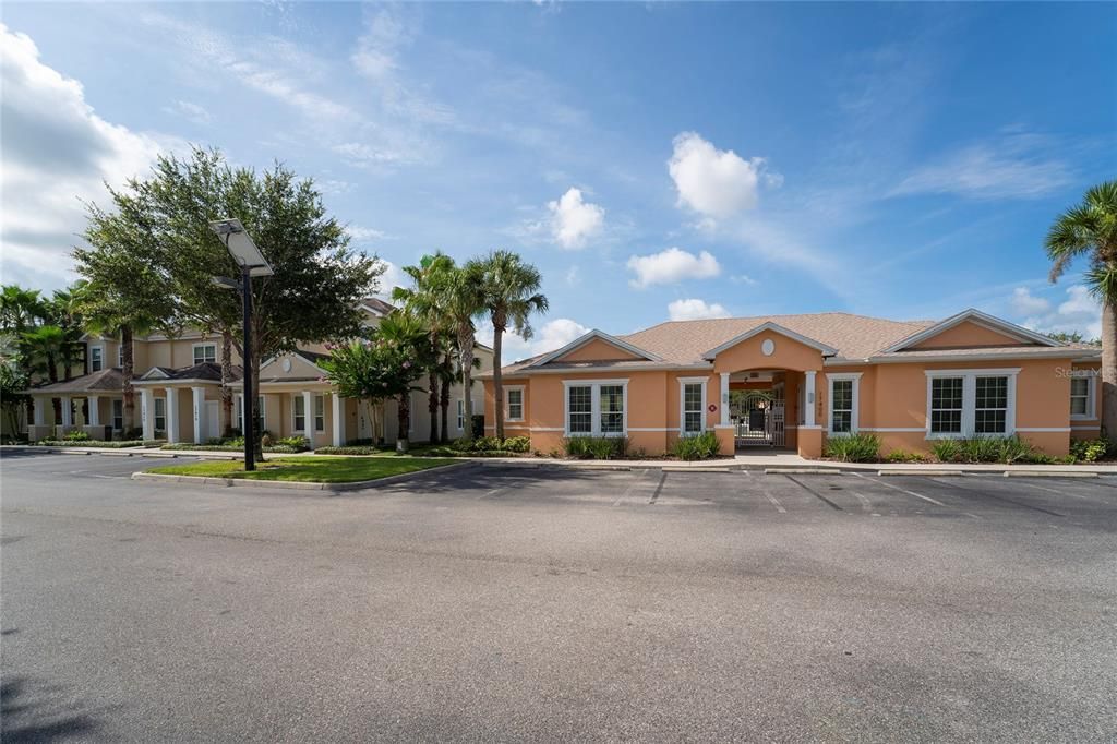 Active With Contract: $2,650 (3 beds, 3 baths, 1512 Square Feet)