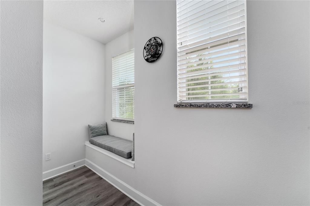 Active With Contract: $2,650 (3 beds, 3 baths, 1512 Square Feet)